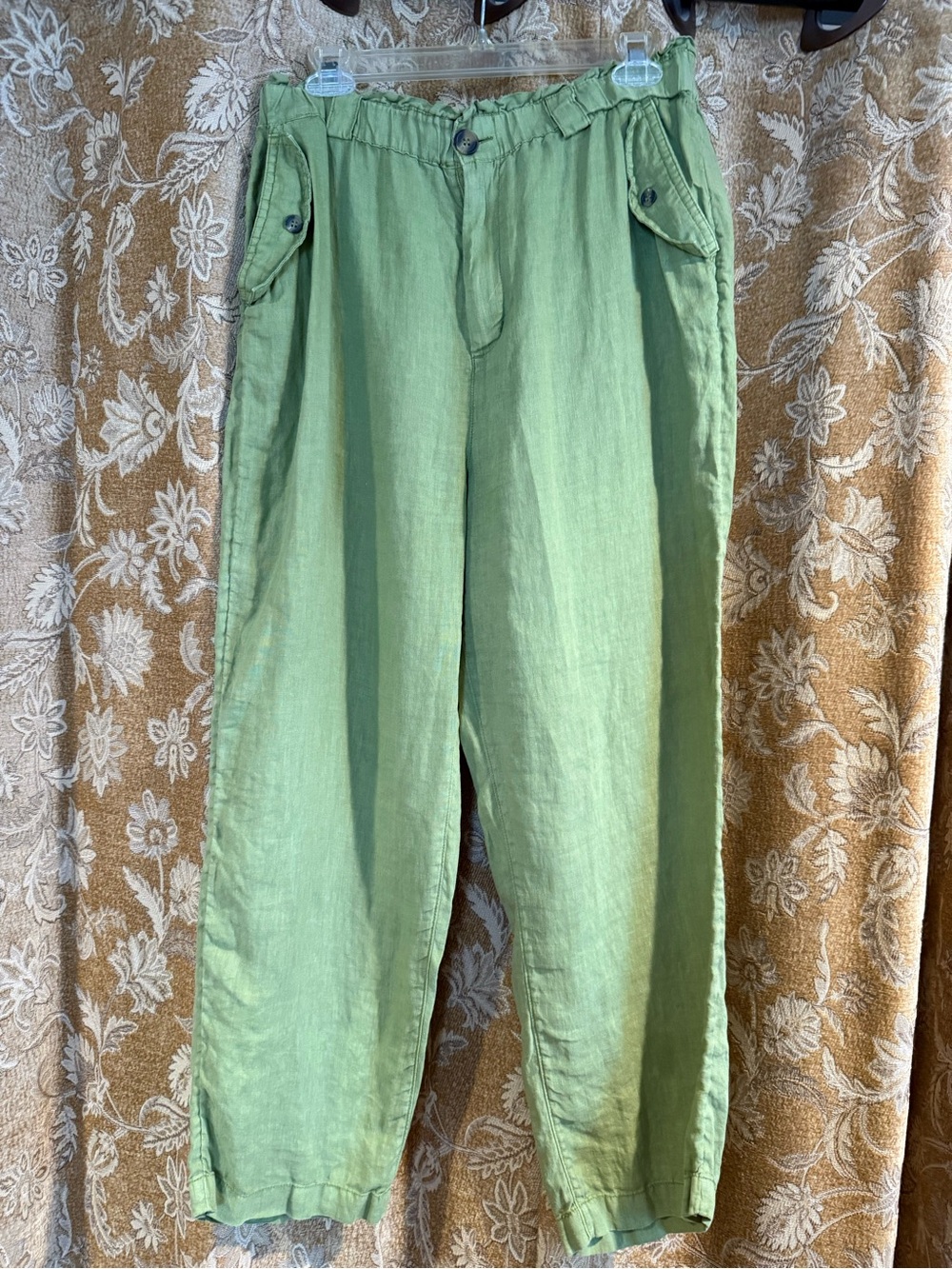 Light Green c&c California Linen  Tapered Pants size L